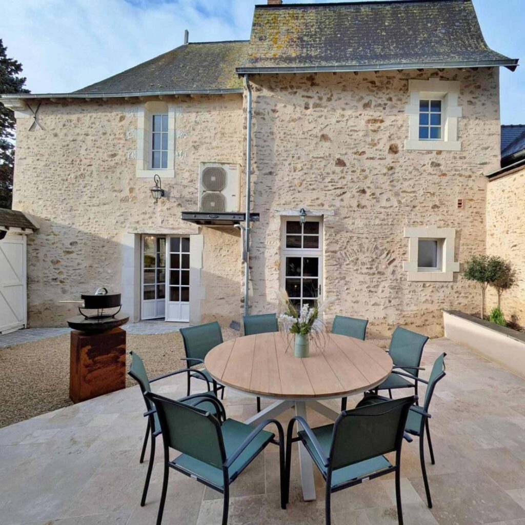 gite 8 personnes mayenne saint denis d'anjou